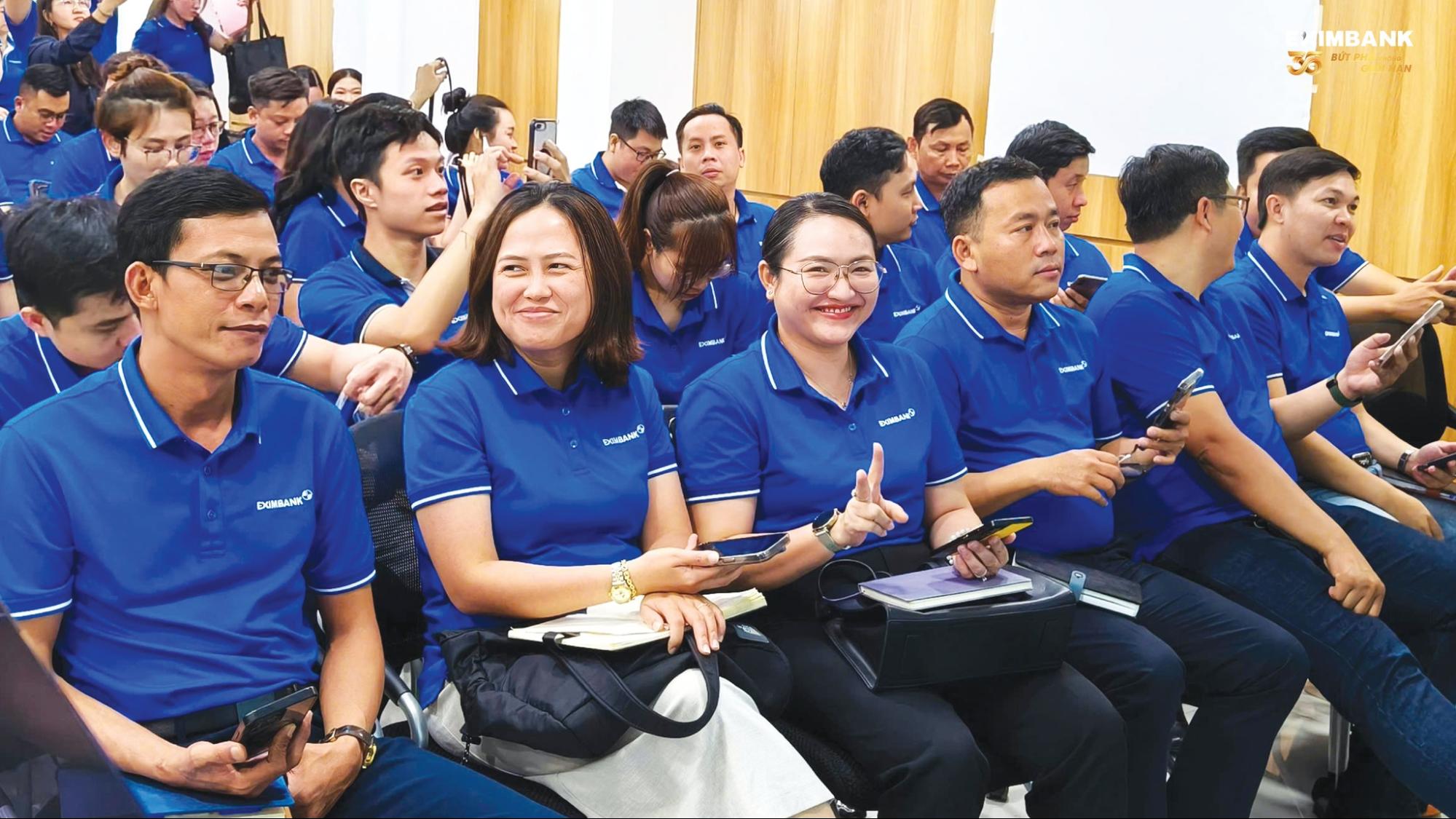 Polo đồng phục ngân hàng eximbank Polo đồng phục ngân hàng eximbank