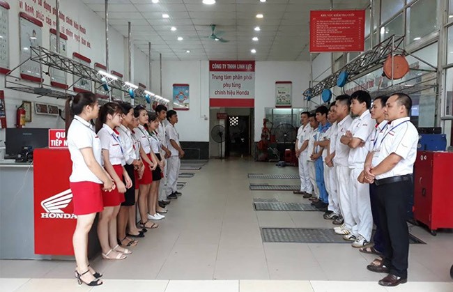 Áo thun đồng phục Honda làm từ vải cotton 65/35 Áo thun đồng phục Honda làm từ vải cotton 65/35