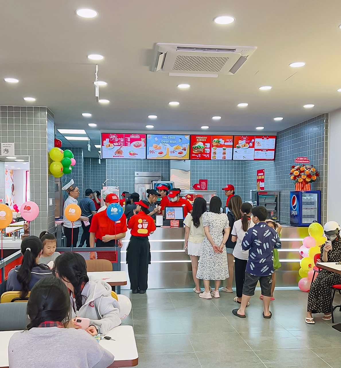Logo đồng phục lotteria