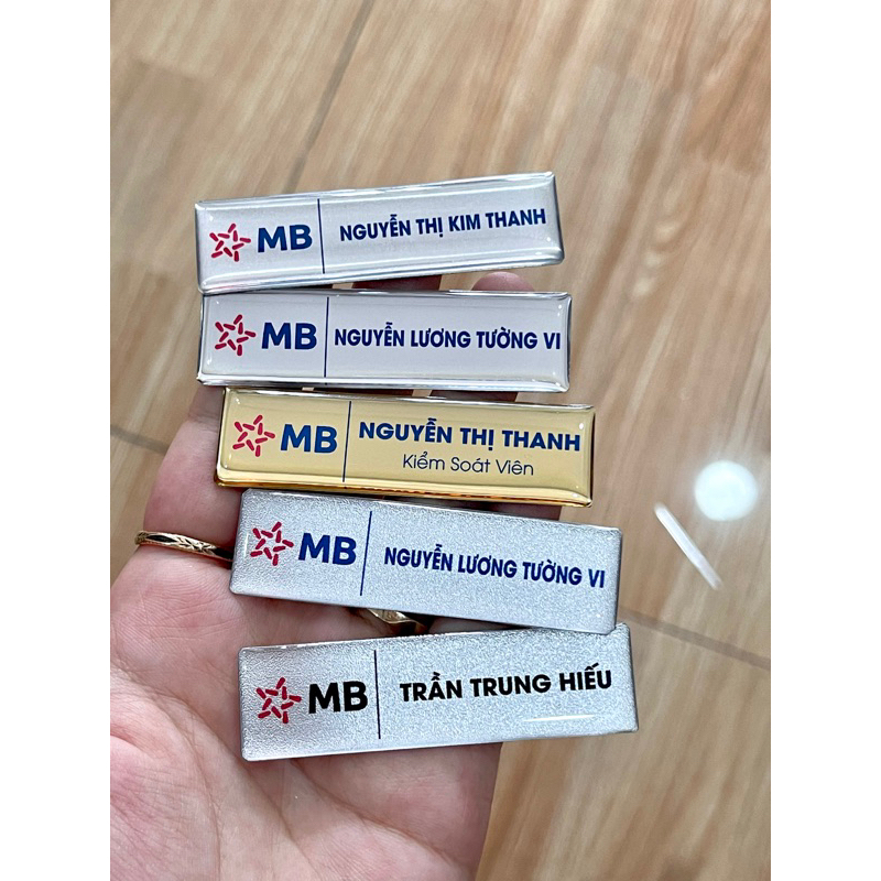 Những phụ kiện đồng phục MB Bank Những phụ kiện đồng phục MB Bank