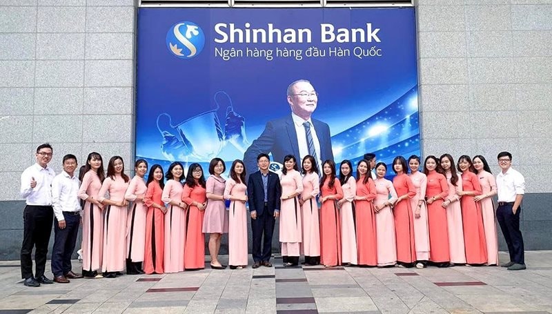 áo dài đồng phục ngân hàng