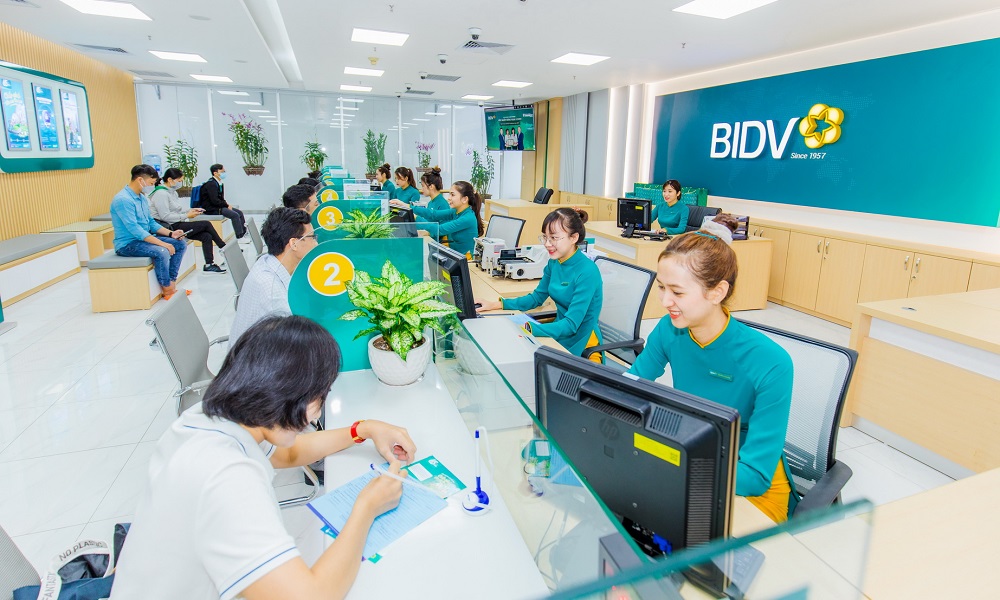 đồng phục nhân viên ngân hàng BIDV