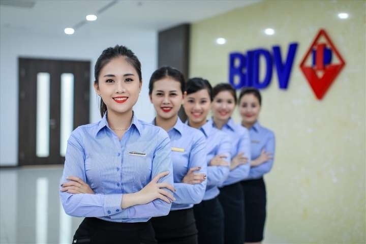 đồng phục nhân viên ngân hàng BIDV