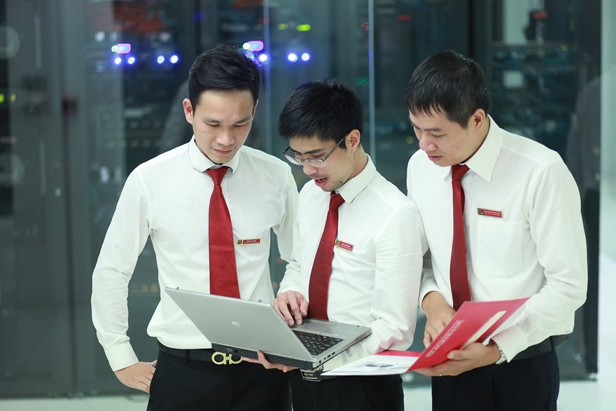 áo đồng phục ngân hàng
