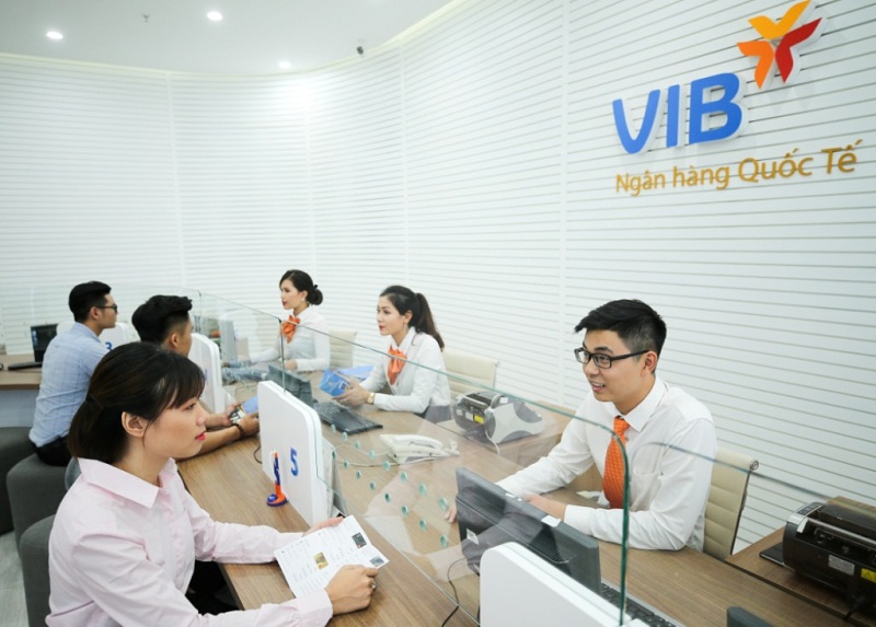 đồng phục ngân hàng VIB