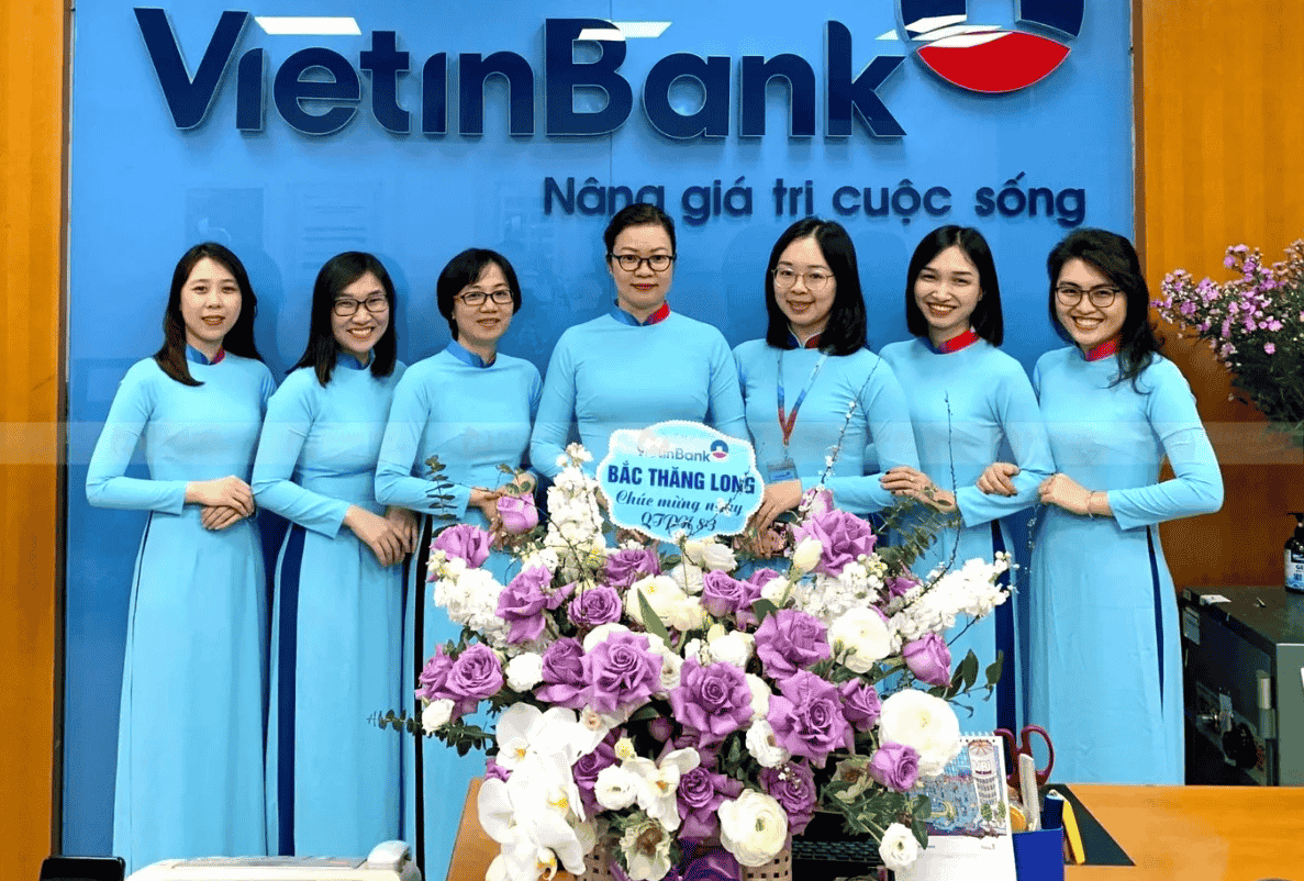 đồng phục nhân viên ngân hàng cho nữ