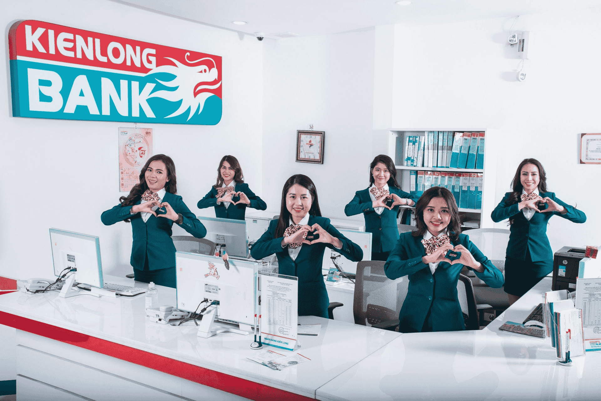đồng phục ngân hàng Kiên Long Bank