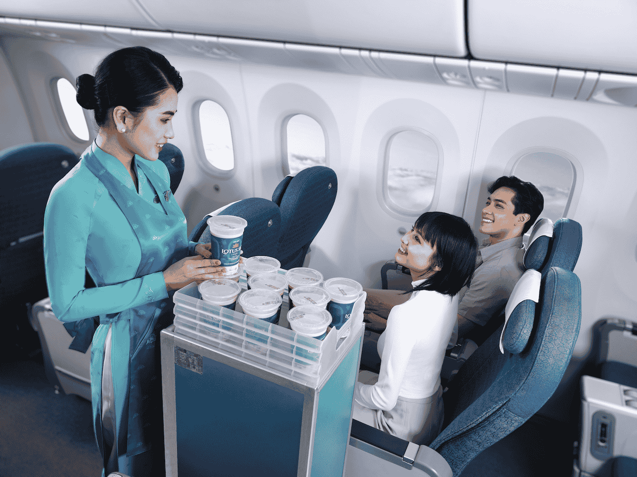 quy định nghiêm ngặt về đồng phục Vietnam Airlines quy định nghiêm ngặt về đồng phục Vietnam Airlines