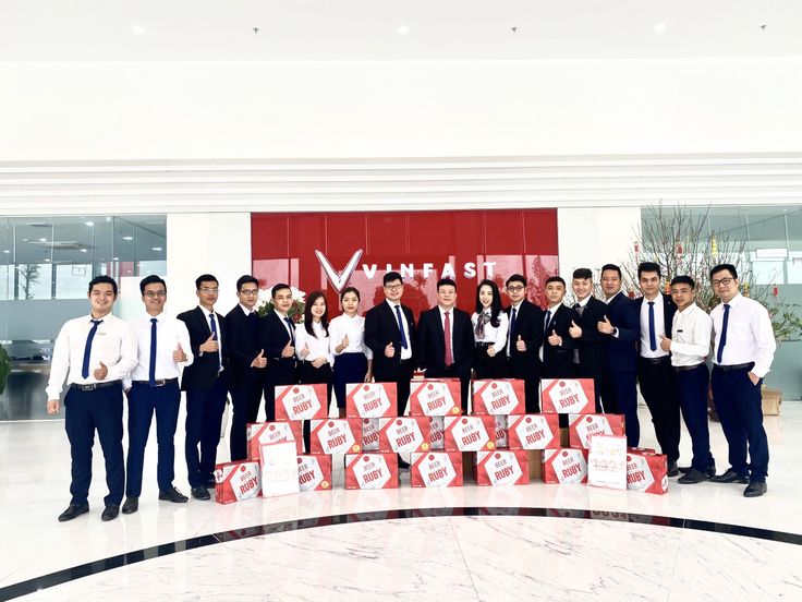 đồng phục nhân viên vinfast màu trung tính đồng phục nhân viên vinfast màu trung tính