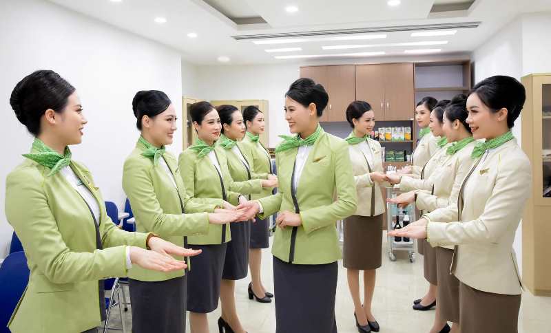 Đồng phục tiếp viên Bamboo Airways nữ Đồng phục tiếp viên Bamboo Airways nữ