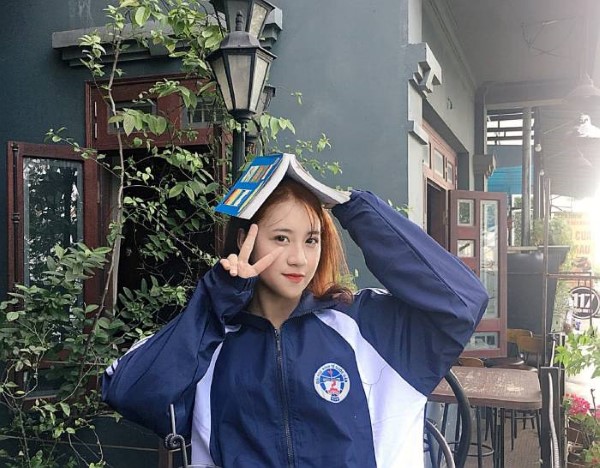 đồng phục sinh viên Đại học Kinh tế Quốc dân đồng phục sinh viên Đại học Kinh tế Quốc dân
