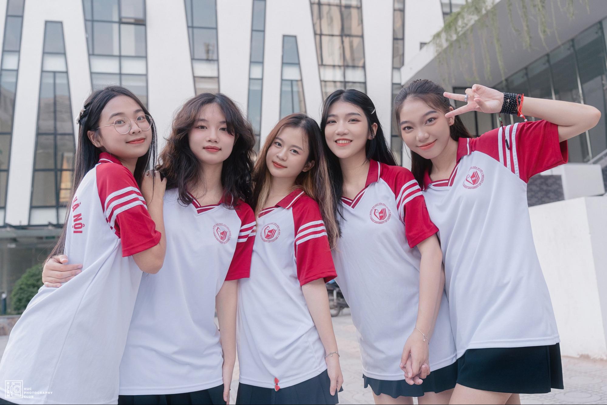 Đồng phục sinh viên trường Đại học HUC Đồng phục sinh viên trường Đại học HUC