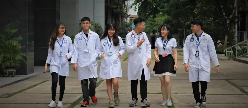 Đồng phục sinh viên Đại học Y Dược TP.HCM Đồng phục sinh viên Đại học Y Dược TP.HCM
