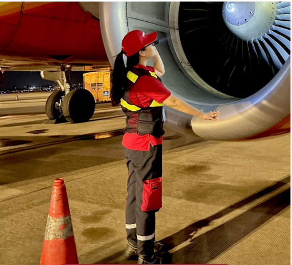 Vải Kaki Thái là lựa chọn hàng đầu để may đồng phục Vietjet bảo hộ Vải Kaki Thái là lựa chọn hàng đầu để may đồng phục Vietjet bảo hộ