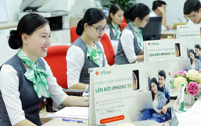 Việc sử dụng đồng phục vpbank nhằm tạo dựng hình ảnh chuyên nghiệp Việc sử dụng đồng phục vpbank nhằm tạo dựng hình ảnh chuyên nghiệp