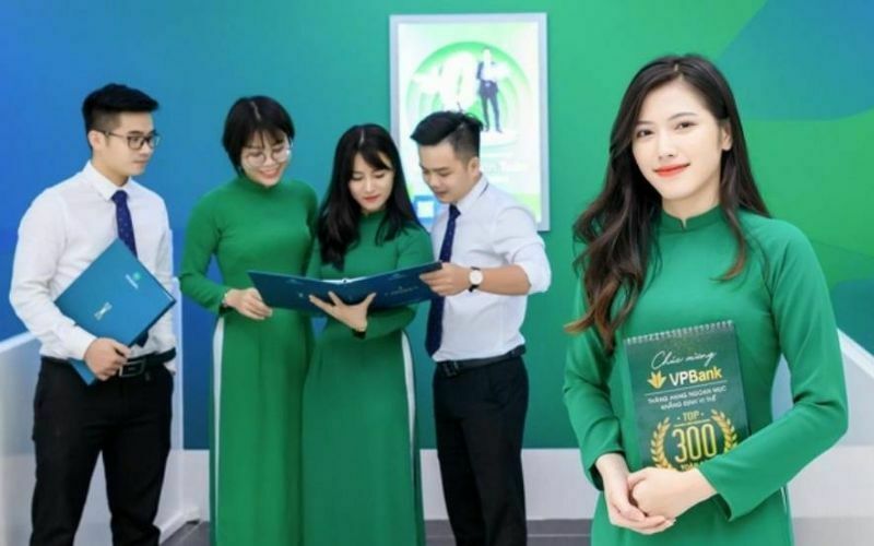 Vải kate Mỹ thường dùng cho áo sơ mi và áo dài trong bộ đồng phục mới VPBank Vải kate Mỹ thường dùng cho áo sơ mi và áo dài trong bộ đồng phục mới VPBank